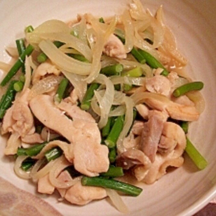 鶏肉とニンニクの芽の炒め物